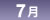 7��