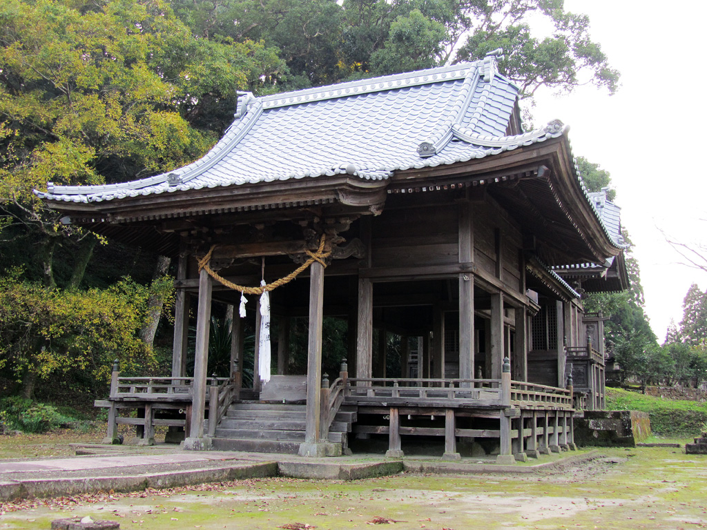 五百禩神社神楽殿及び拝殿