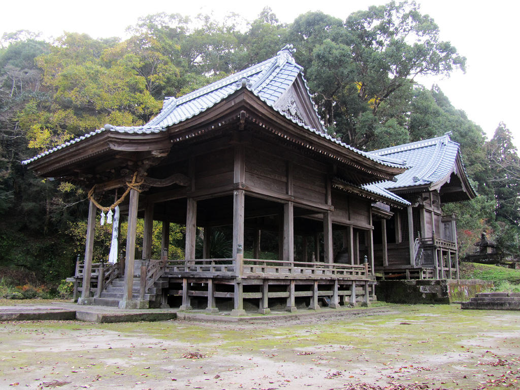 五百禩神社本殿、神楽殿及び拝殿