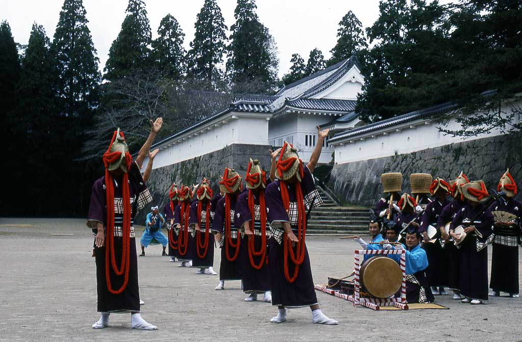 泰平踊