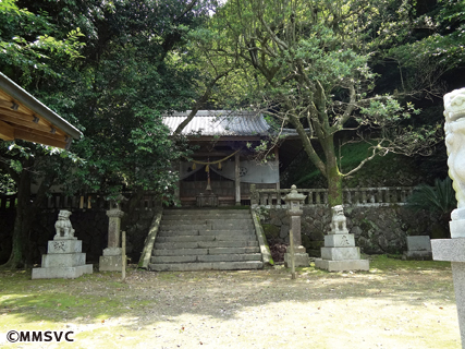 136鉾島神社