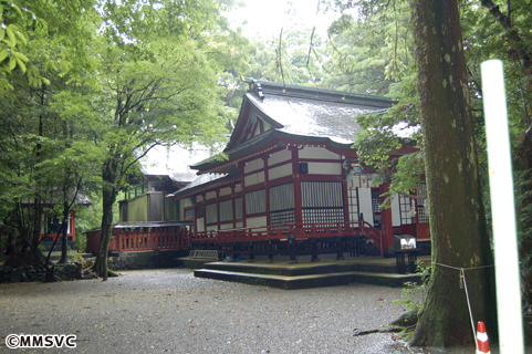 185霧島東神社