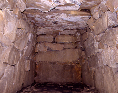 Saitobaru Mound №206 (Oninoiwaya Kofun) Corridor-style Stone Chambers